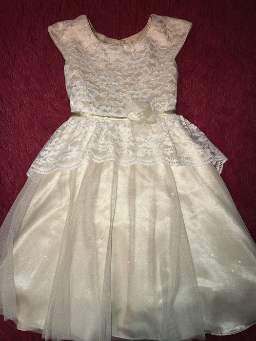 Святкове платтячко.