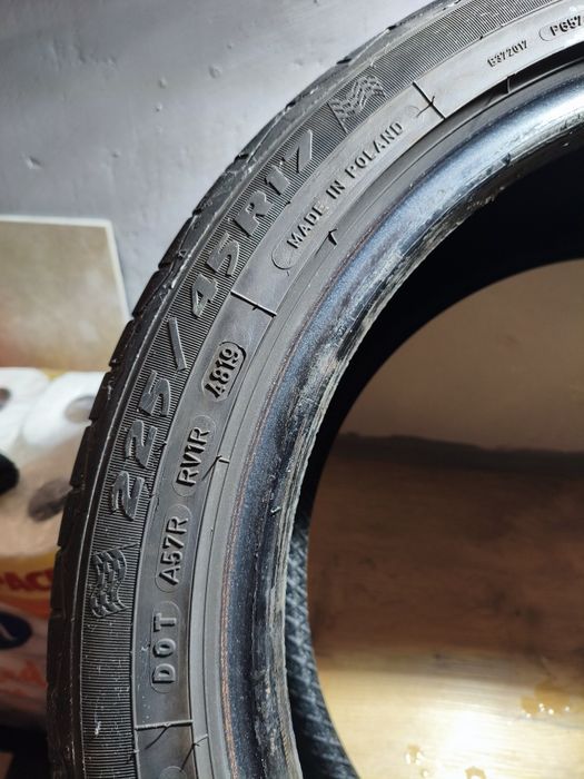 Dębica Presto UHP2  225/45/17