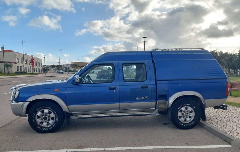 Nissan Navara D22 2.5TD intercooler 4x4 versão longa