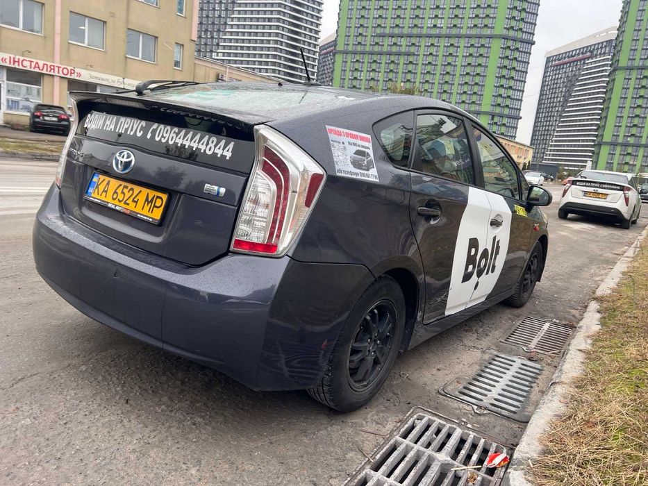 Робота на Toyota Prius | Таксі Bolt/Uklon
