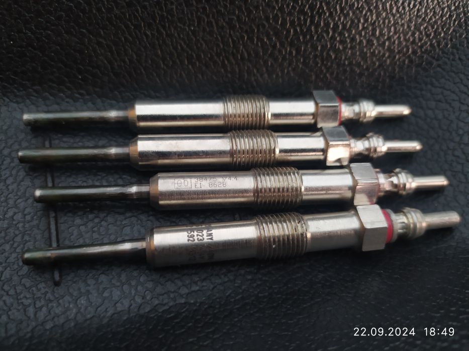 Свічки розжарювання Renault,8200682592beru,38475 febi.