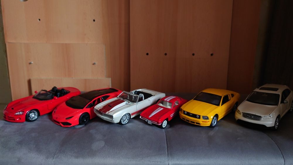 1/24 1:241/18коллекционные автомодели.Maisto.Welly.Burago.Jada