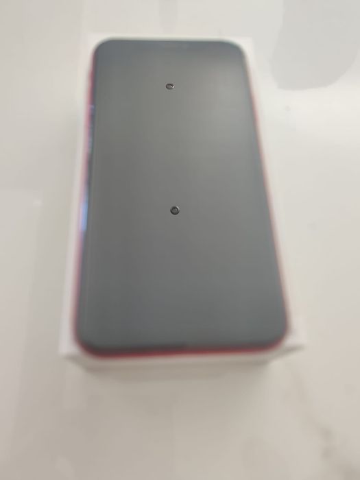 iPhone 11 vermelho 128GB