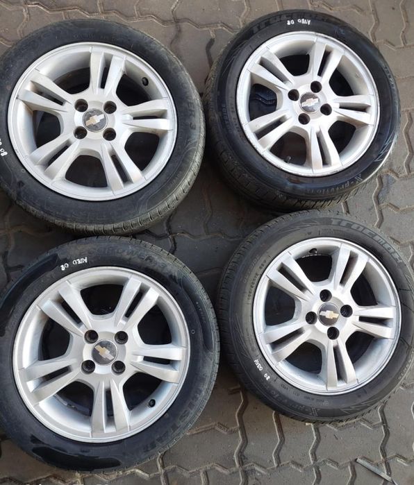 Jantes Chevrolet R15 Com Pneus 185/55  | 2004 - 2008
