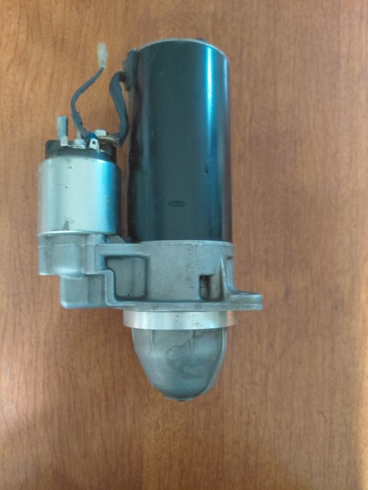 Стартер Bosch BMW E34 E32 M30 (0 001 110 041) 1.7кВт