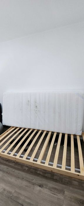 Colchão de espuma usado, com capa lavavel do Ikea