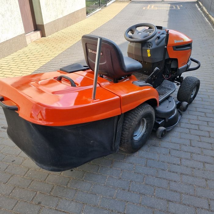 Kosiarka traktorek Husqvarna Cth220 twin
