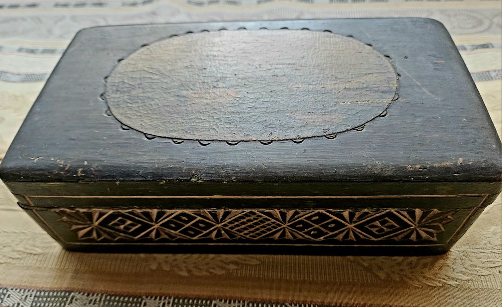 Шкатулка скринька старовинна