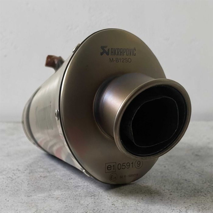 Escape deslizante Akrapovič M-B12S0, refrigerado a ar, para BMW R1200 GS | 04-09