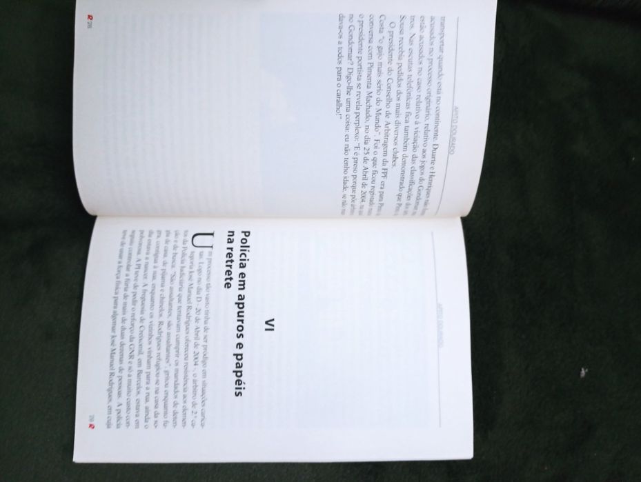 Apito dourado (Toda a história) – Eugénio Queirós	- Record - Como novo