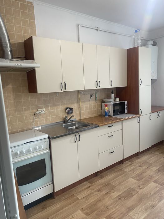 Здається в Оренду  2 к квартири, Новобуд , можна з тваринками !