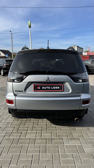 ОФІЦІЙНИЙ Mitsubishi Outlander Аутлендер XL 2012 р. 2,4 газ/бенз АКПП