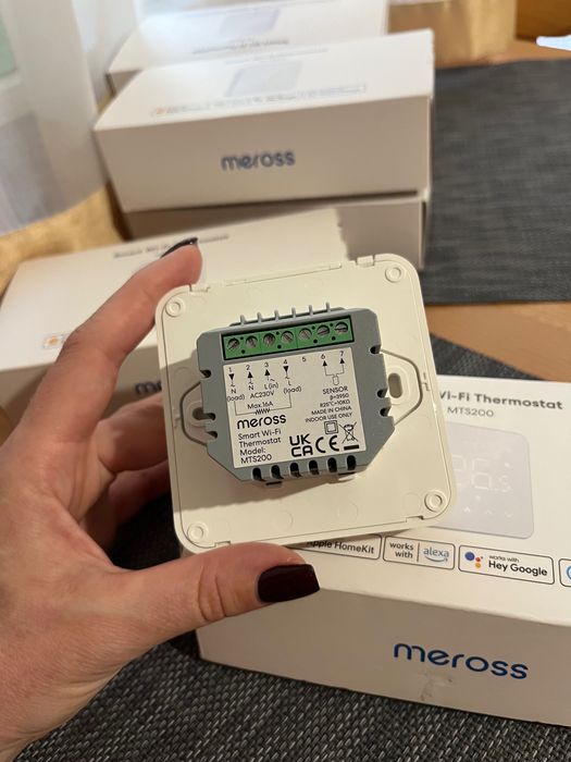 Розумний Термостат (терморегулятор) для теплої підлоги Meross MTS200HK Apple Homekit