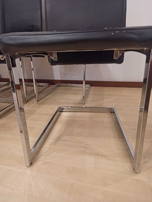 Set of 6 Chairs64739086292227123