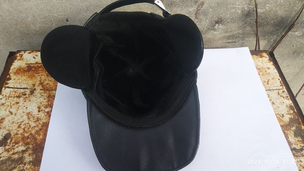 Продам кожаную бейсболку.