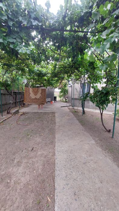 Продається добротний доглянутий будинок