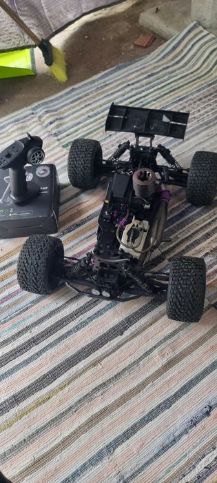 Vendo truggy 1/8 hpi hellfire  motor 4.6