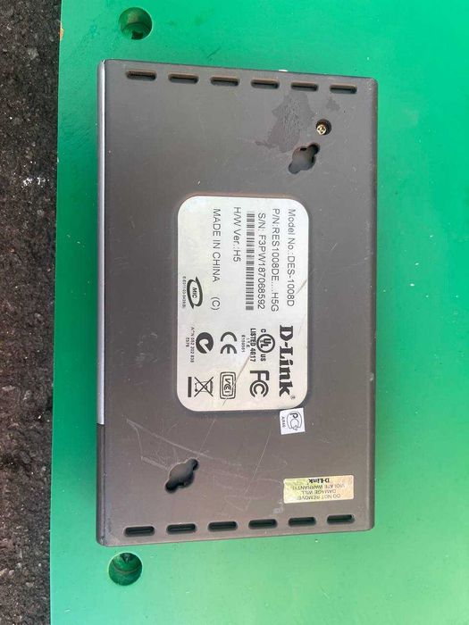 D-Link DES-1008D Коммутатор неуправляемый 8-портовый 100Мбит
