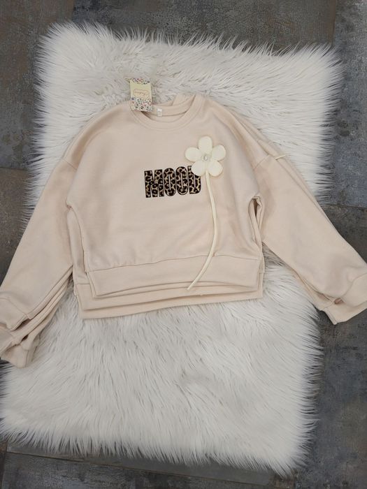 Кофтинка для дівчинки святкова