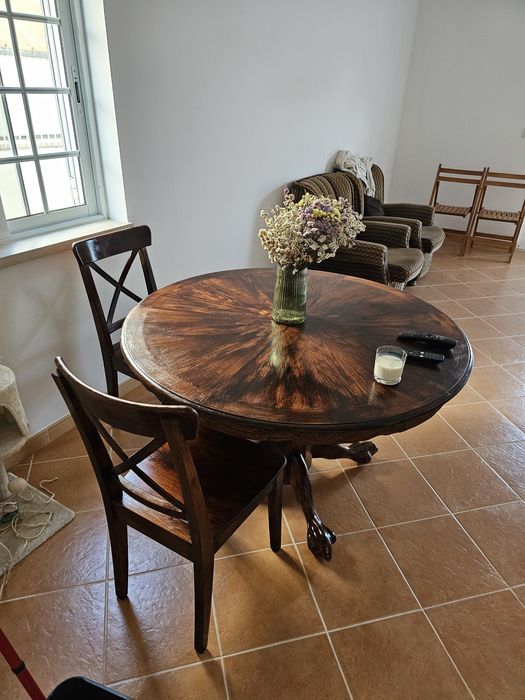 Mesa redonda madeira