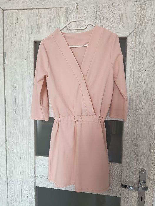 Sukienka pudrowy róż