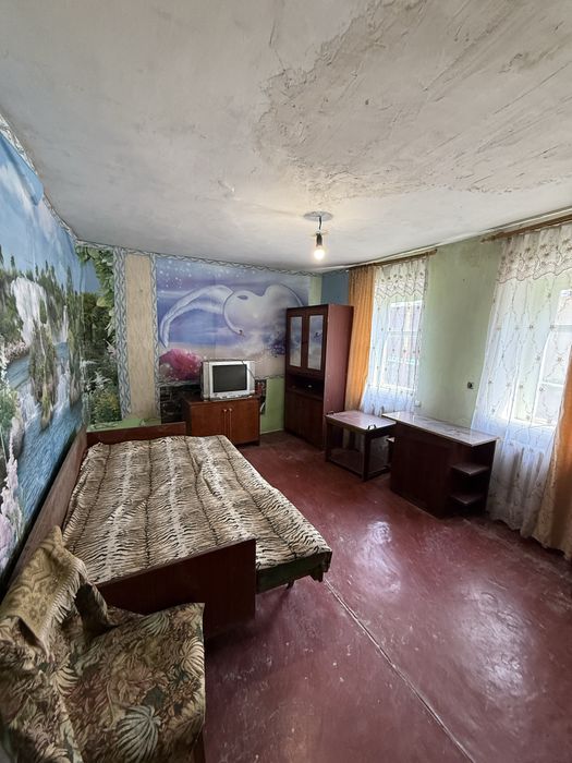 Продається будинок в місті ( район Червоного Каменю)