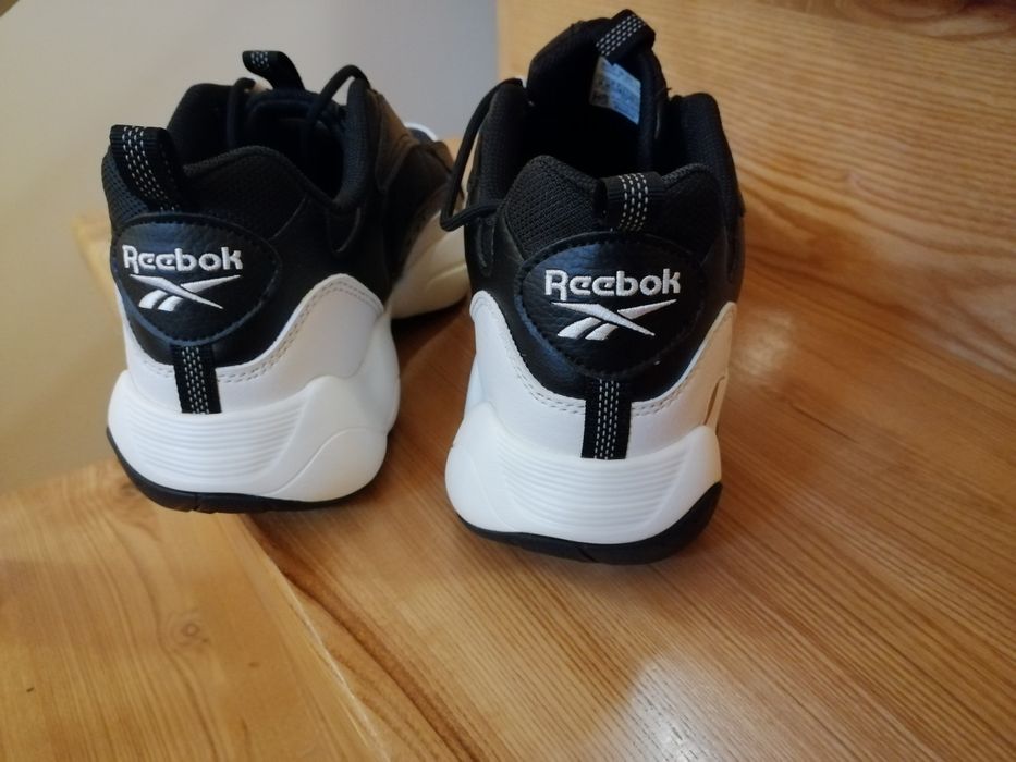 Reebok pervader roz. 40