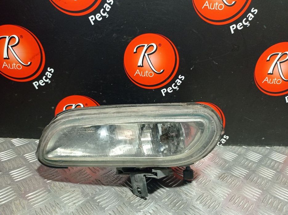Farol De Nevoeiro F/E Peugeot 406 (8B)