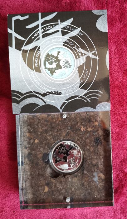 Moeda prata proof comemorativa  "Arte laca"