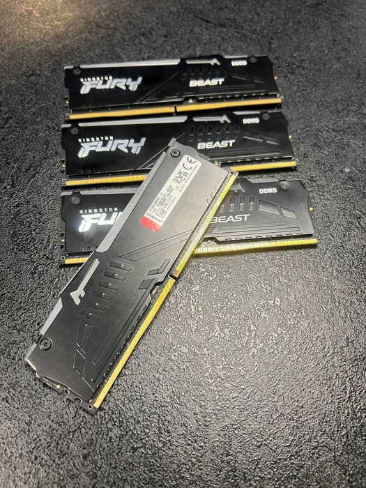 Kingston FURY Beast preto DDR5 128GB (4x32GB) 5600MT/s