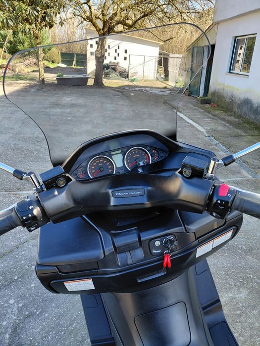 Mota suzuki burgman 400