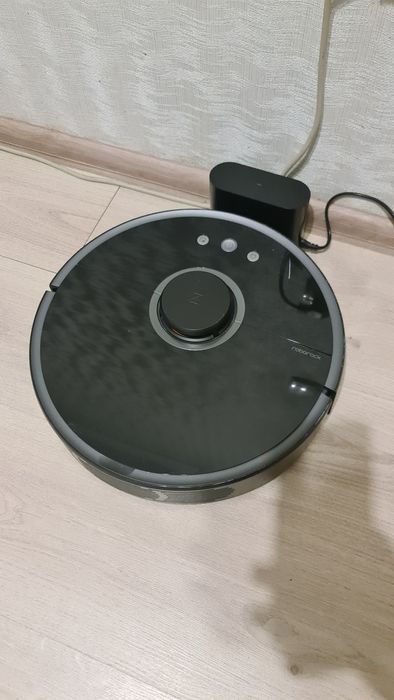 Робот пилосос Roborock S5