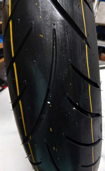 Yamaha XJ 600 (jantes e pneus a estrear)