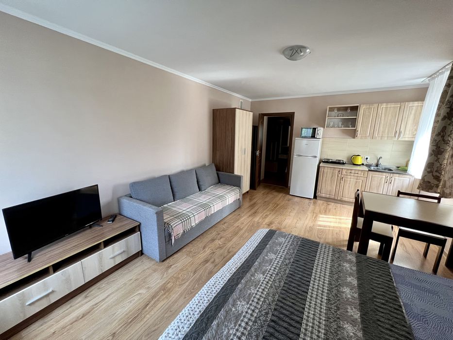 Квартира студія подобово