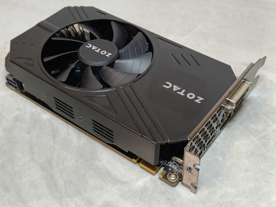 Відеокарта Zotac GTX960 2GB GDDR5 - ВІДМІННИЙ СТАН -
