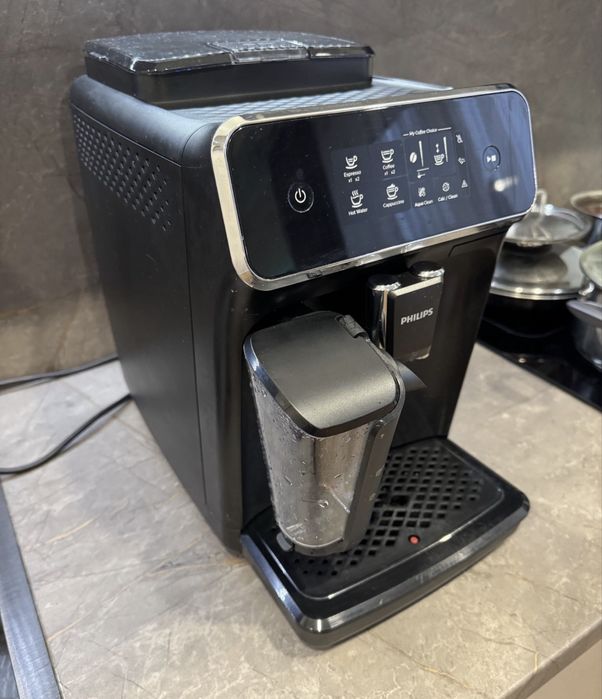 Продам кавоварку SIEMENS EQ6