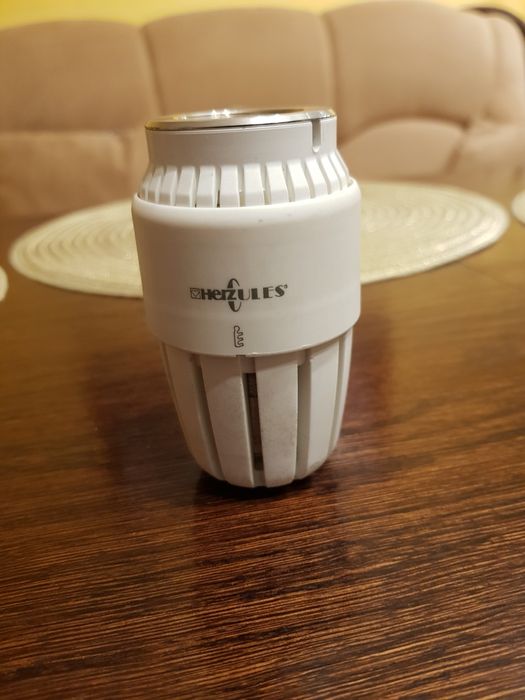 Głowica termostatyczna HERZ HERZULES M28 x 1,5.