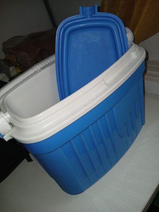 Geleira camping azul