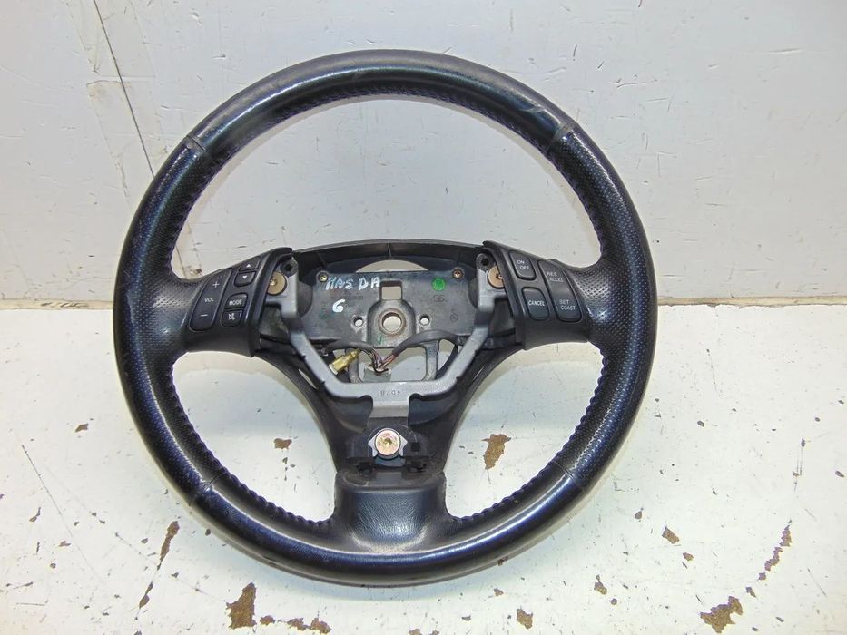 Mazda 6 volante " nova de stock antigo