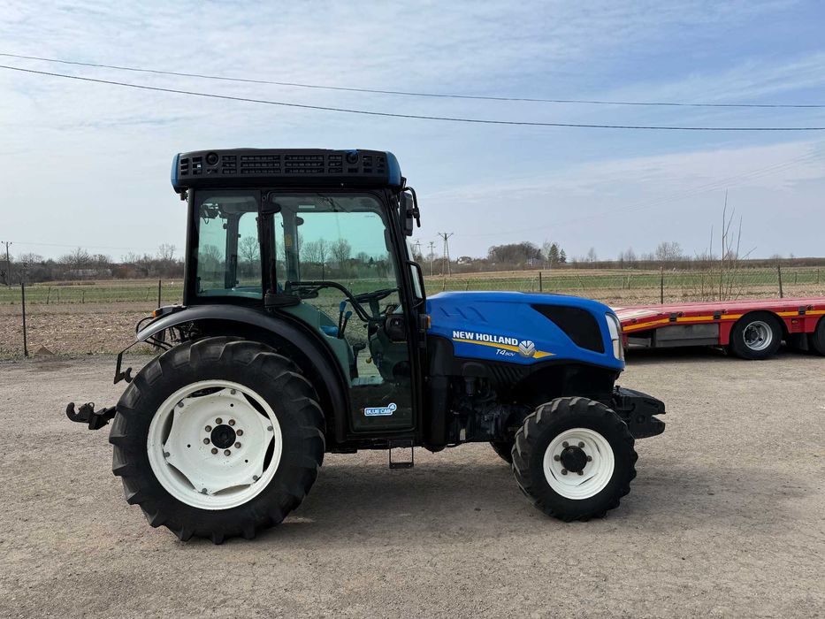 New Holland T4.90V-sadowniczy-2018 rok