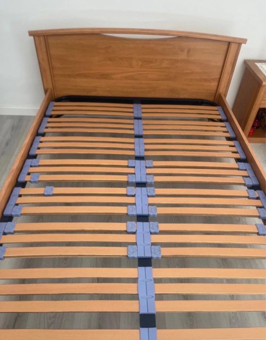 Estrutura de Cama de Casal em Madeira com Estrado Ripado Ergonómico Regulação de Firmeza