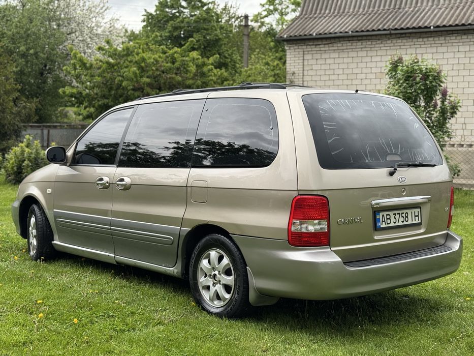 Kia carnival 2.9 crdi дизель