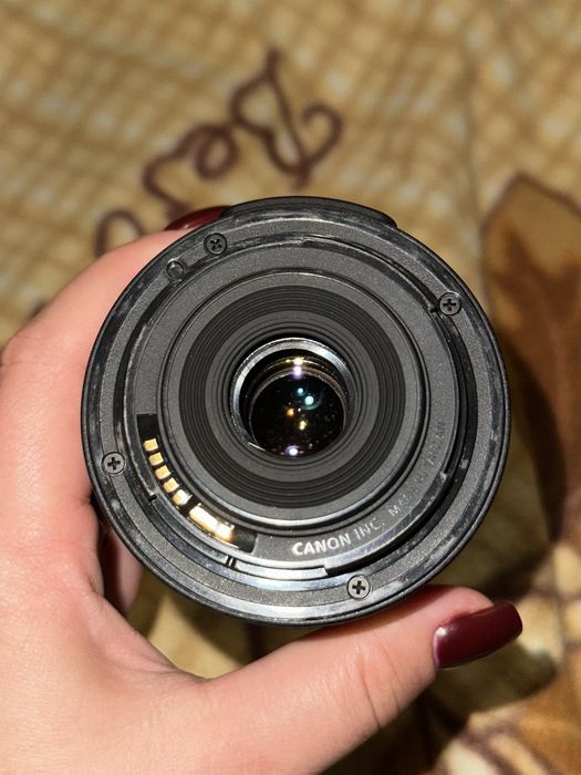 Продам об’єктив б/у Canon EF 18-55
