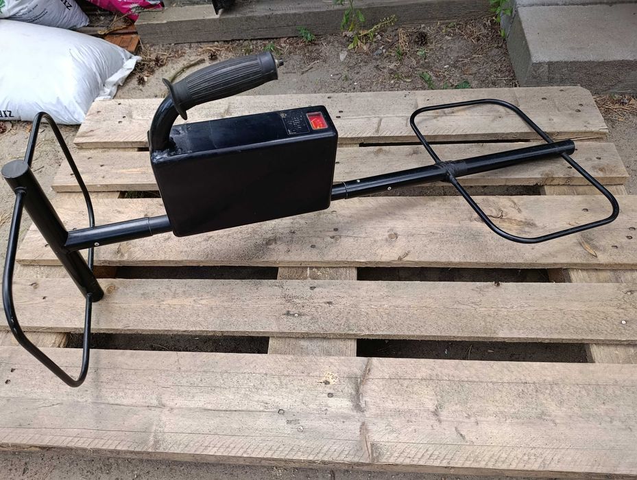 Wykrywacz metali Whites TM 800 ramowy