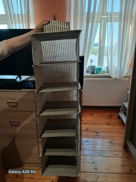 Sprzedam  komplet 2szt. półek składanych z materiału.