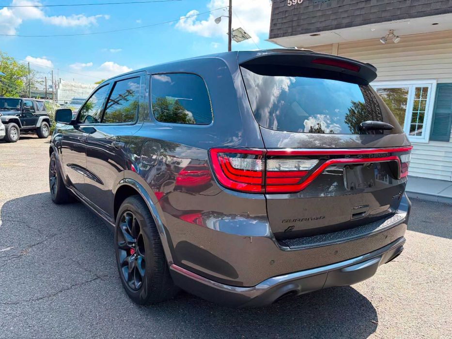 Dodge Durango SRT Hellcat      2021