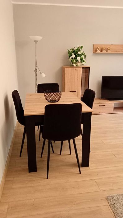 3-pokoje  |  60,3m2  |   po modernizacji  |  3 piętro |  ul. Piastowska |