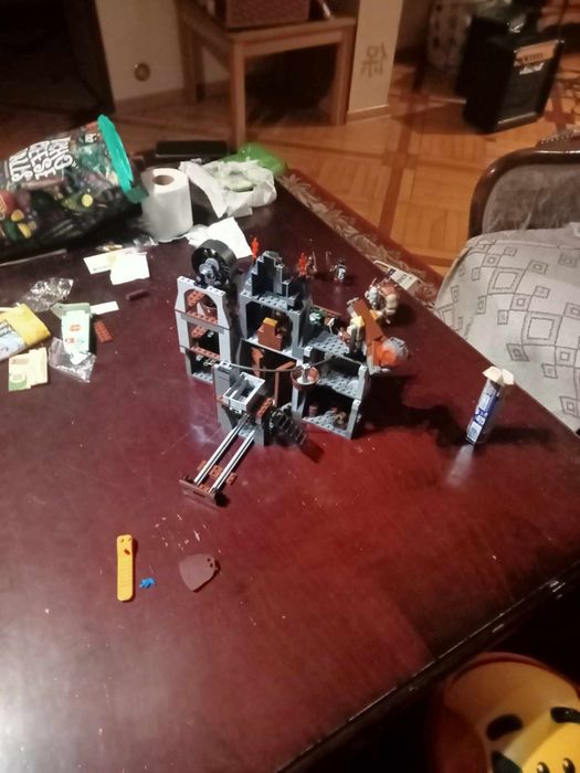 LEGO Castle kopalnia krasnoludów troll ork