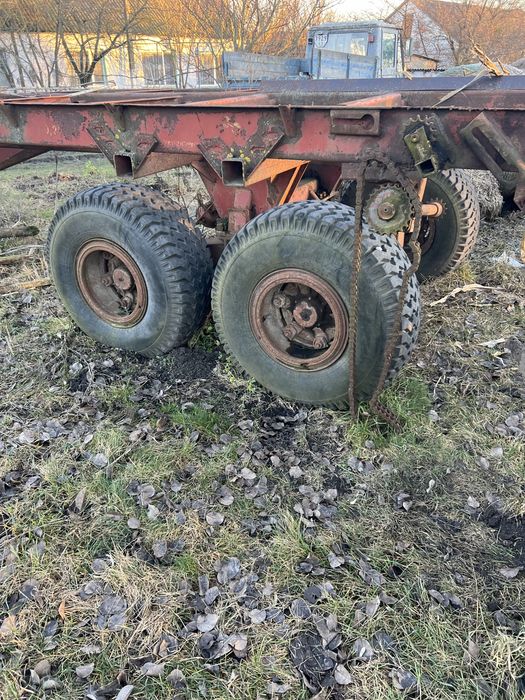 Гноєрозкидач прт7 під реставрацію