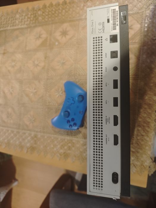 Konsola Xbox One S